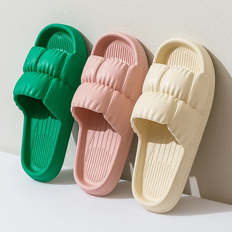 

Women Super Light Cloud Slippers Sandals Summer Beach Soft Se Female Flip Flops EVA Men Ladies Home Bathroom Anti-slip Slides