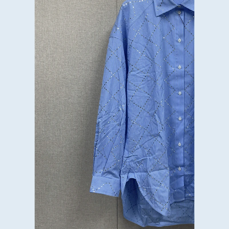 

2023 Early Autumn New Rhinestone Rhombus Loose Striped Shirt Top Women