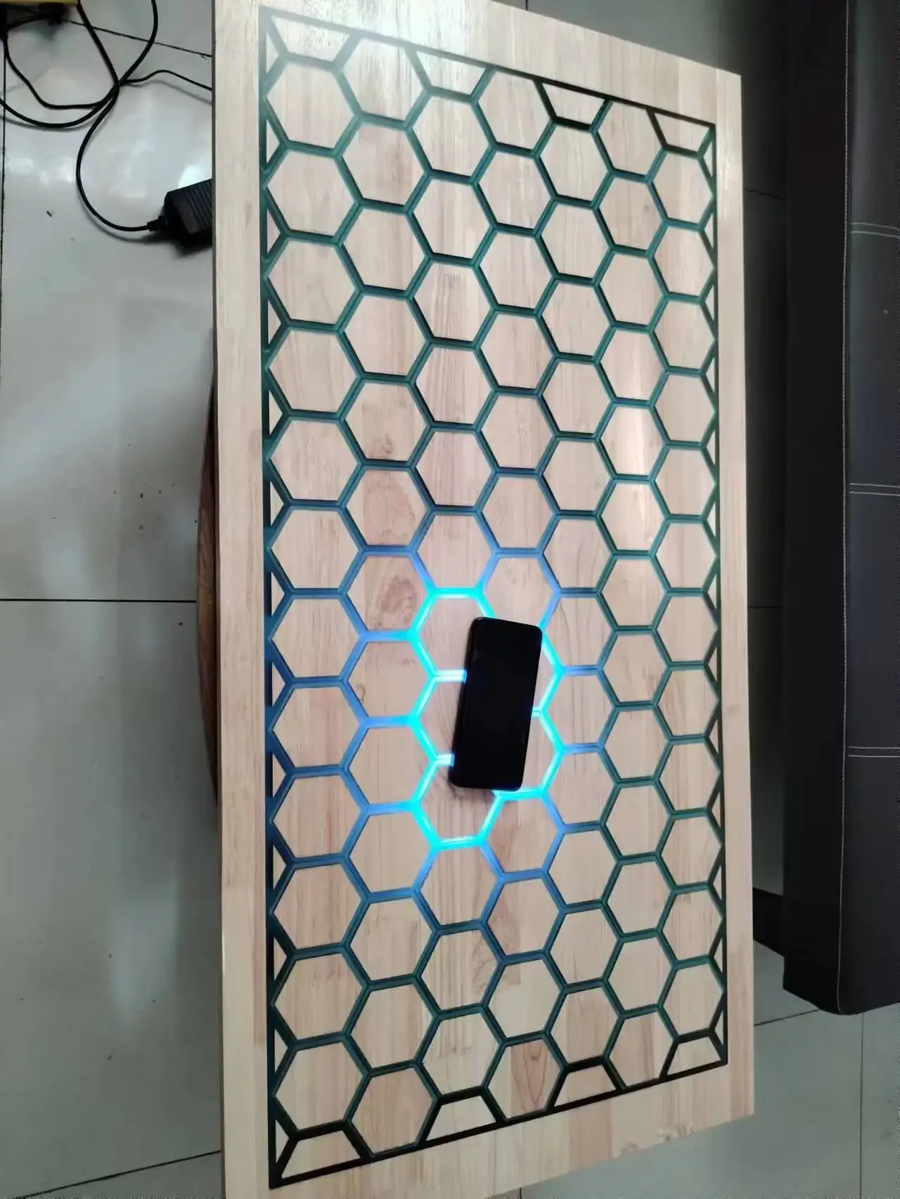 Индукционный полимерный журнальный столик Smart Touch