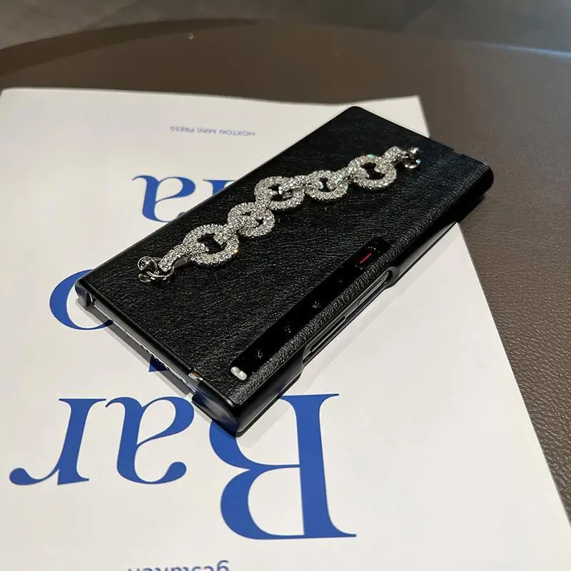 

Чехол со шнурком и подставкой для Huawei Mate XS2