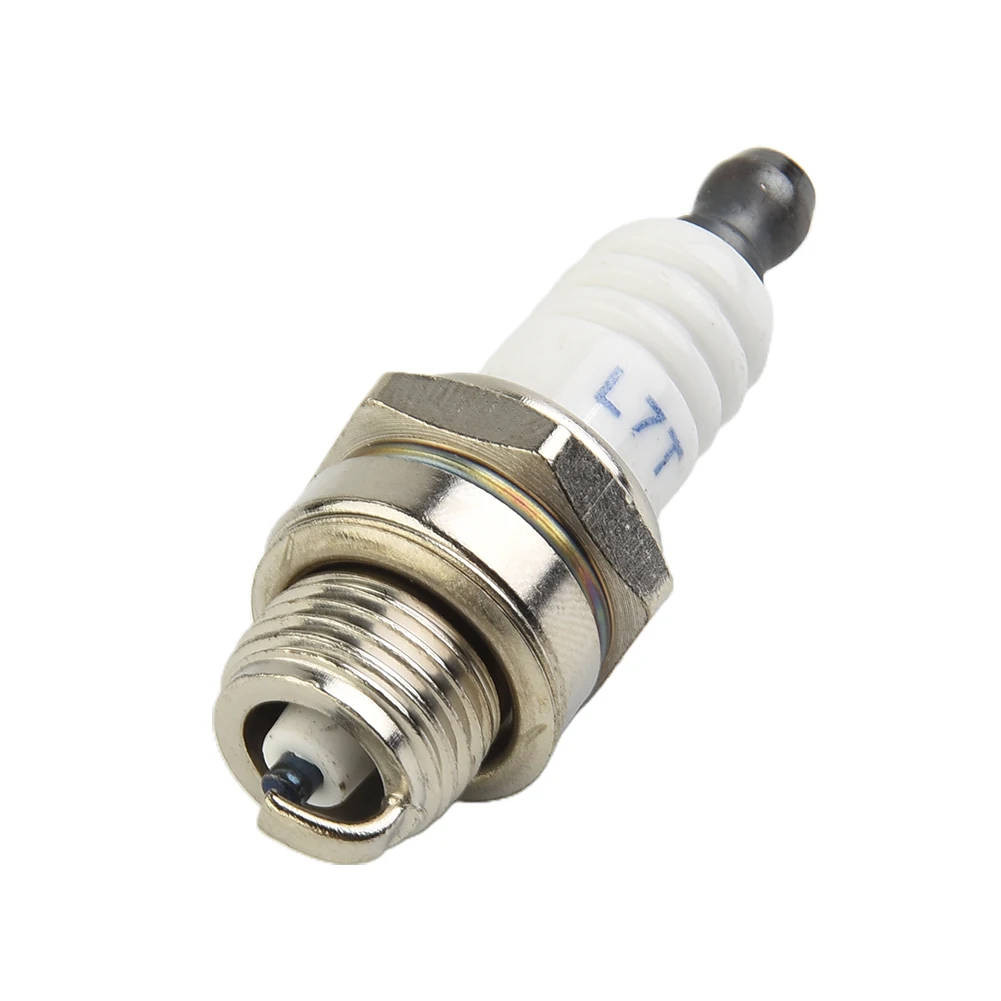 

Spark Plug For CHAMPION SPARK PLUG RJ19LM For Kohler BR2LM GL2RC High Quality Spark Plug Garden Power Accessories