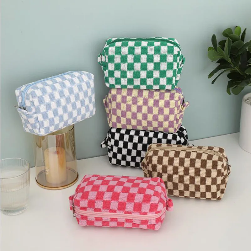 

Korean Fashion New Cosmetic Cases for Women Ladies Large Capacity Storage Makeup Bags Plaid Beauty Organizer Pouch