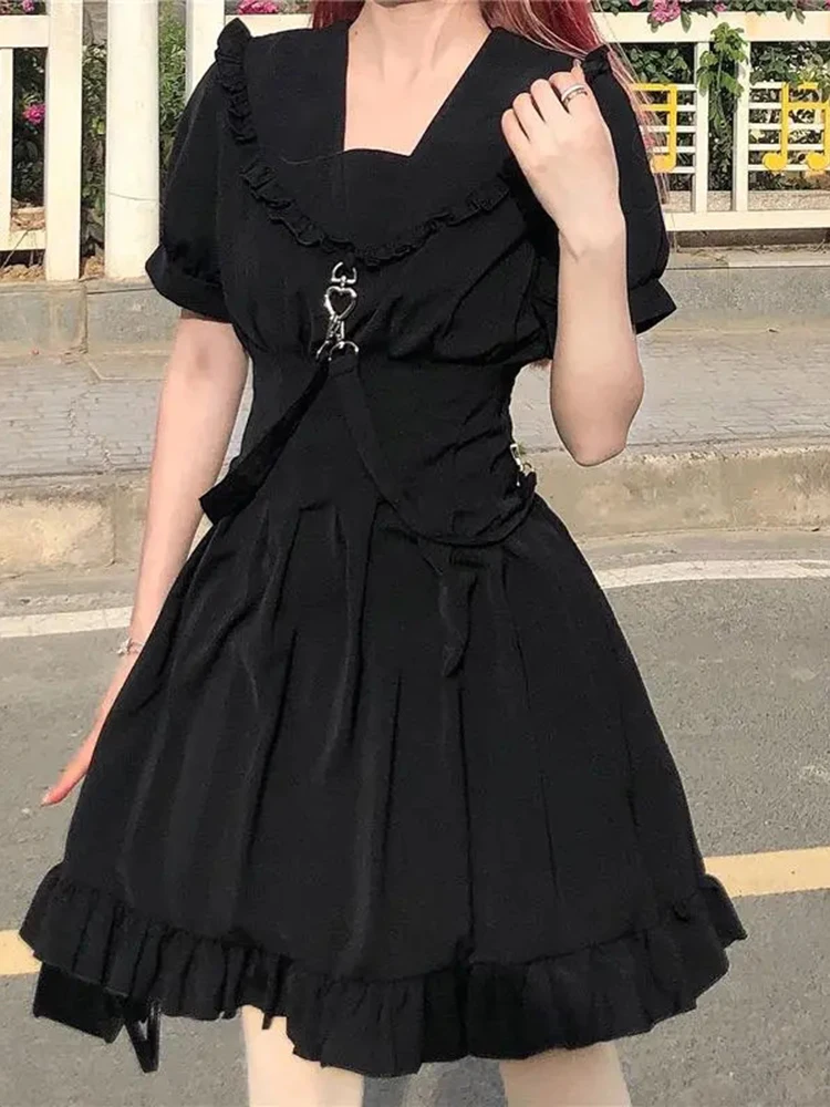 

Женское платье-миди с коротким рукавом и V-образным вырезом