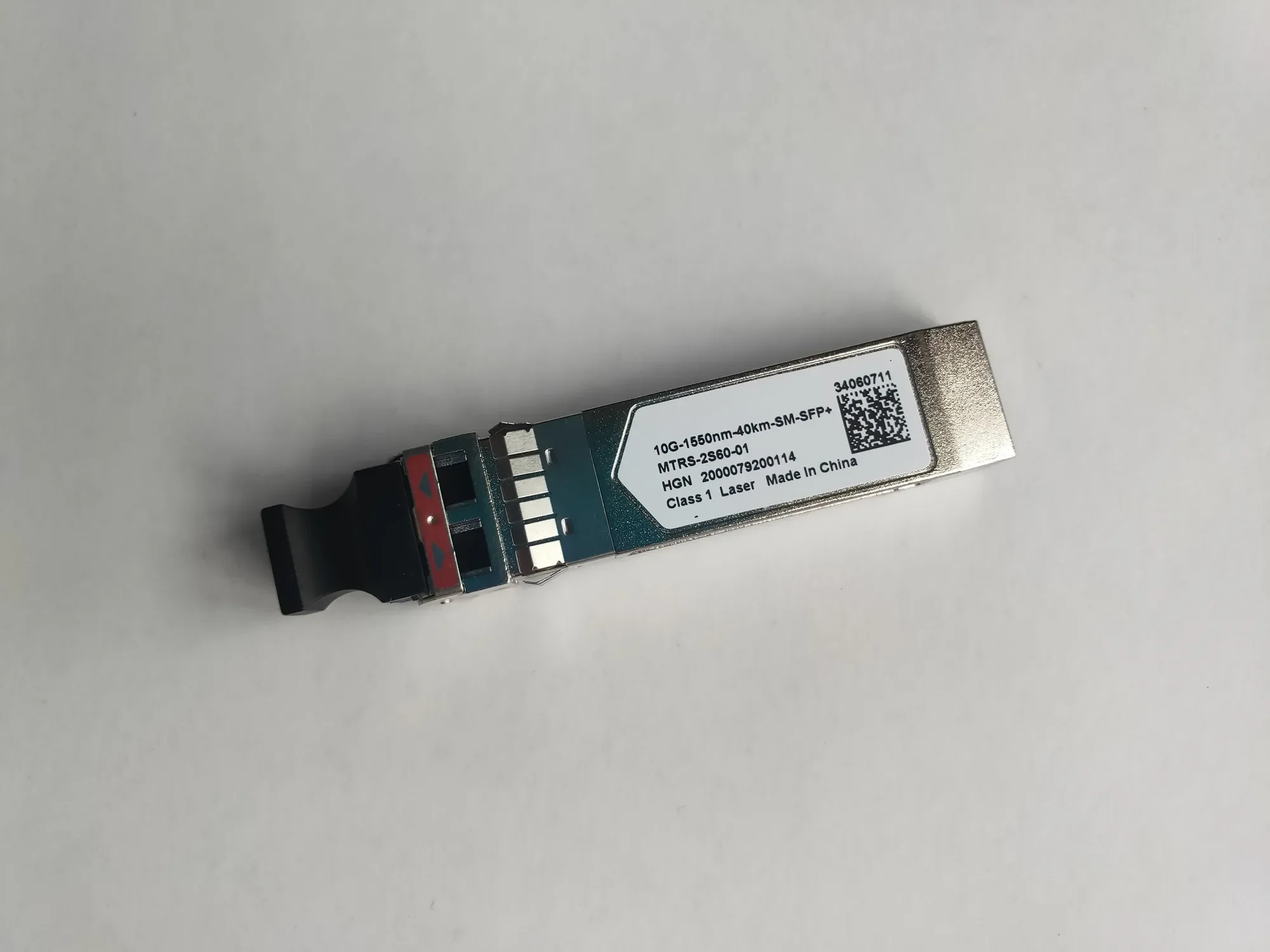 Фото SFP+ CDR Transmission 10 ГБ 40 км 1550 нм Оптический трансивер MTRS-2560-01 34060711   OSX04N04 SFP 10G 40KM LC SM №2