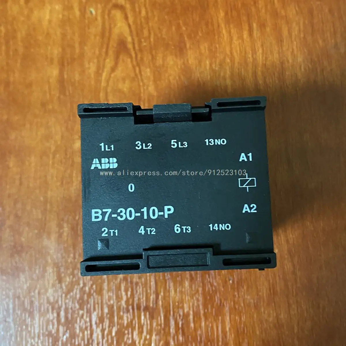 

Original genuine ABB contactor B7-30-10-P IEC/EN 60947-4-1 24V pin