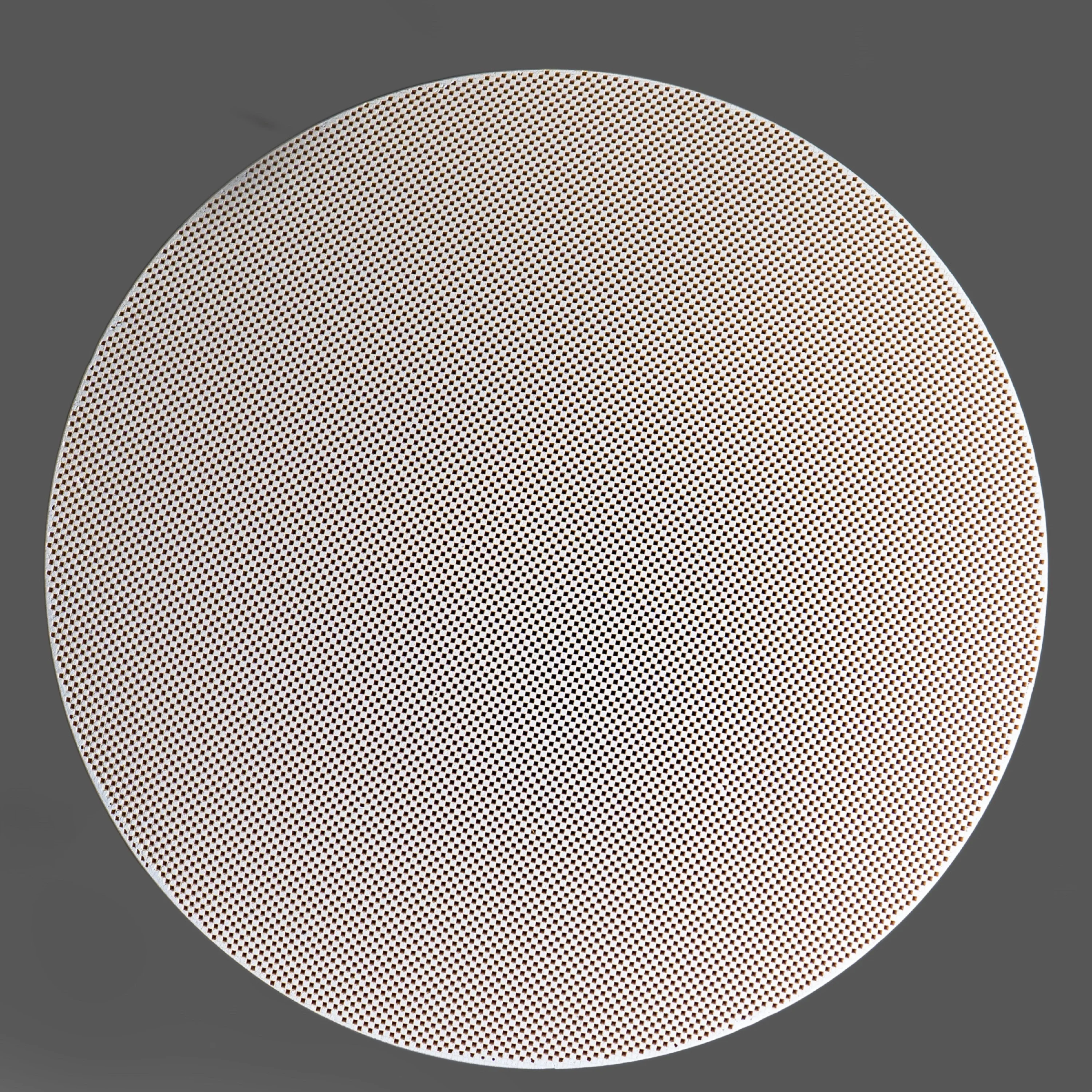 330*305 горячая Распродажа erite Honeycomb монолитный керамический сотовый катализатор