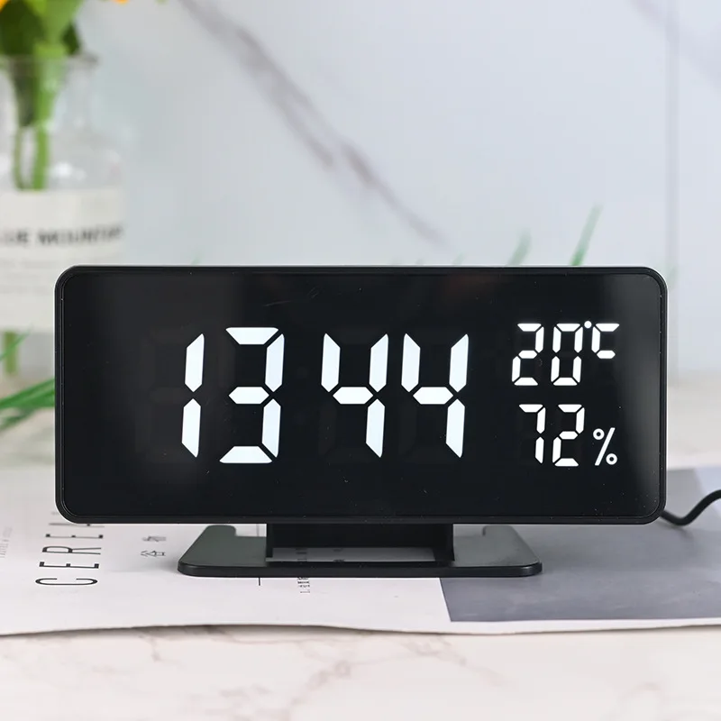 

Multifunctional Digital Alarm Clock with Mirror, Temperature and Humidity Display, 3 Alarms, Snooze, Night Mode USB Charging