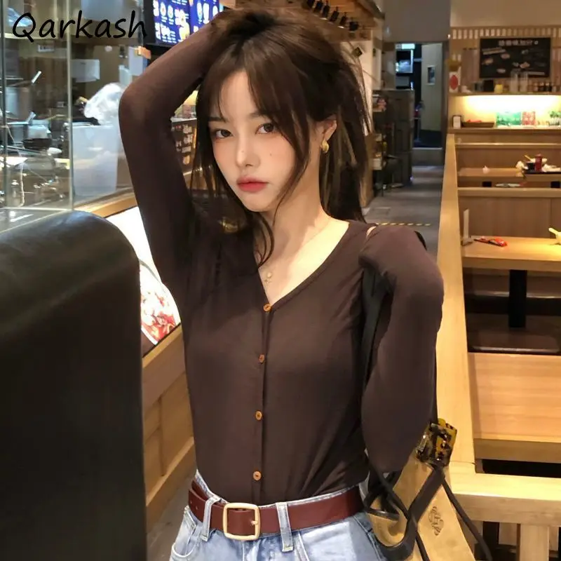 

Long Sleeve T-shirts Women S-3XL V-neck Tops Spring Slim Femme Leisure All-match Simple Basic Button Tees Colleges New Autumn