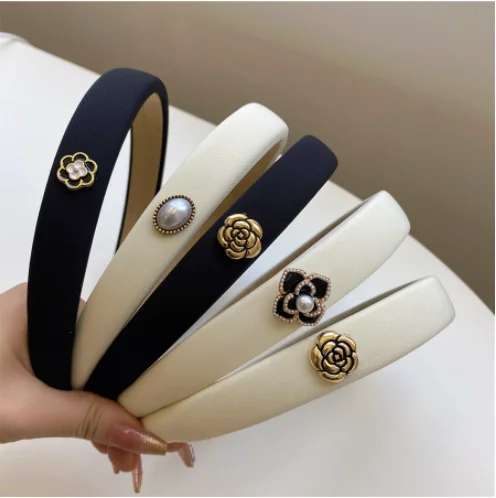 

Women hairbands Camellia Retro Versatile Solid Color Hair Hoop Simple Outer Hair Accessories
