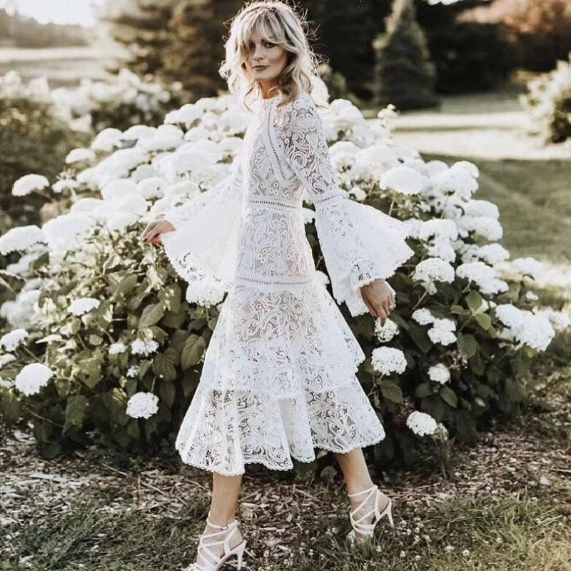 

2023 Autumn New In Flare Sleeve Lace Women Long White Dress Embroidery Bohemian Runway Dress Tiered Hem Fairy Style Weding