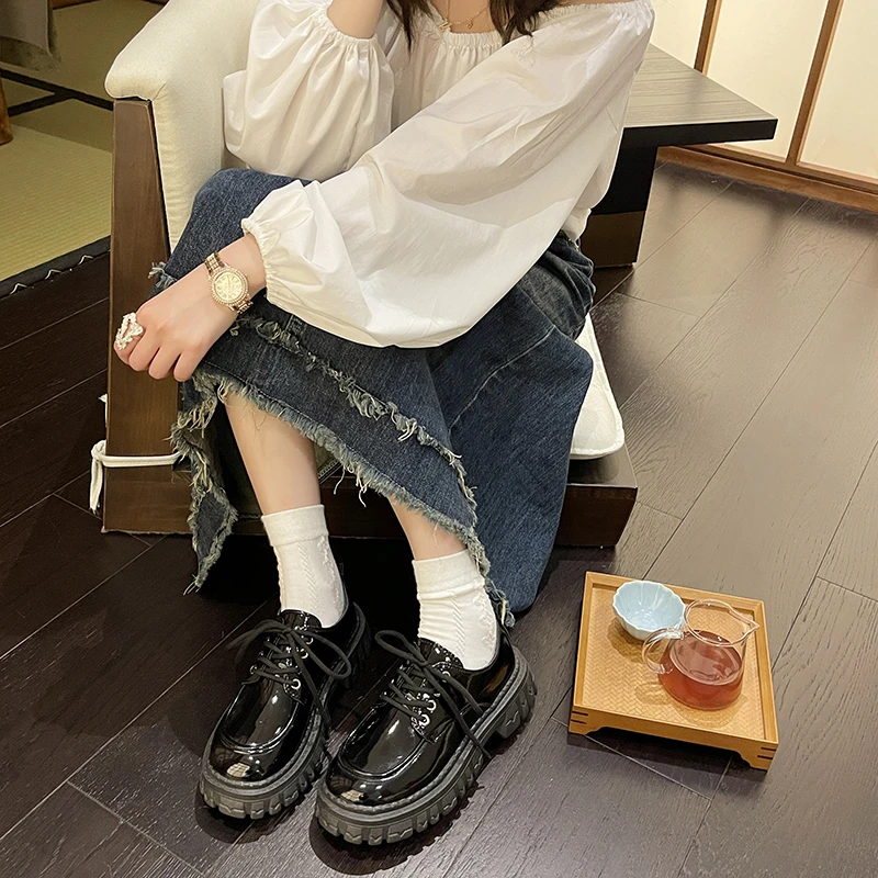 Туфли на толстой подошве увеличивающие рост осень 2023