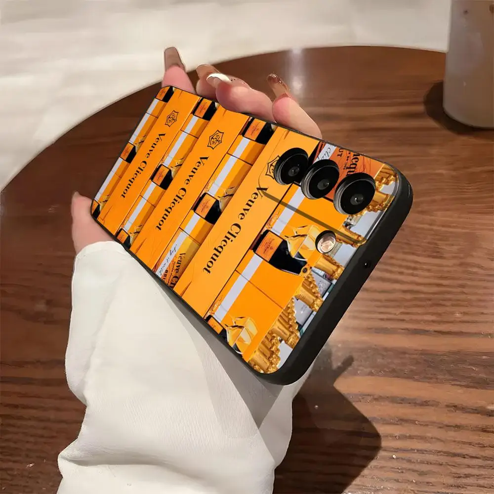 Фото Модный чехол для телефона V-Veuve Of C-Clicquot для Samsung S26 S25 S24 FE S23 S22 S21 Plus S20 Ultra Note20Ultra, черный, мягкий, силиконовый №5