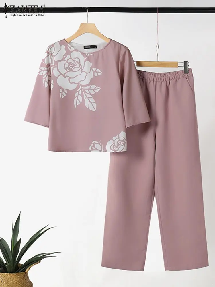 Женский костюм из блузки и брюк с цветочным принтом рукавом 3/4