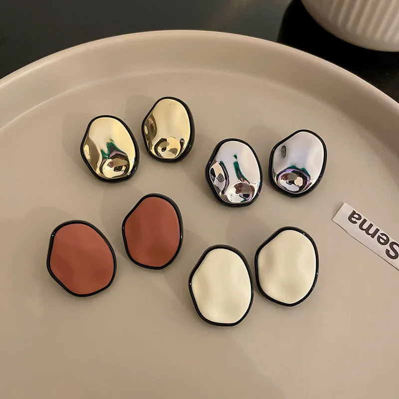 

Korea Silver Needle Irregular Fold New Earrings Korean Minimalist Design Sense Temperament Retro Jewelry for Women Girls Gifts