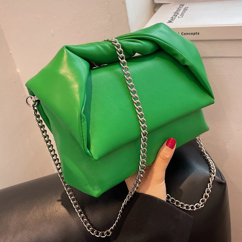 

2022 New Pleated Shoulder Bag Fashion Ladies Chain Handbag High Quality Net Red Tide All-match Messenger Bag Small Square Bag