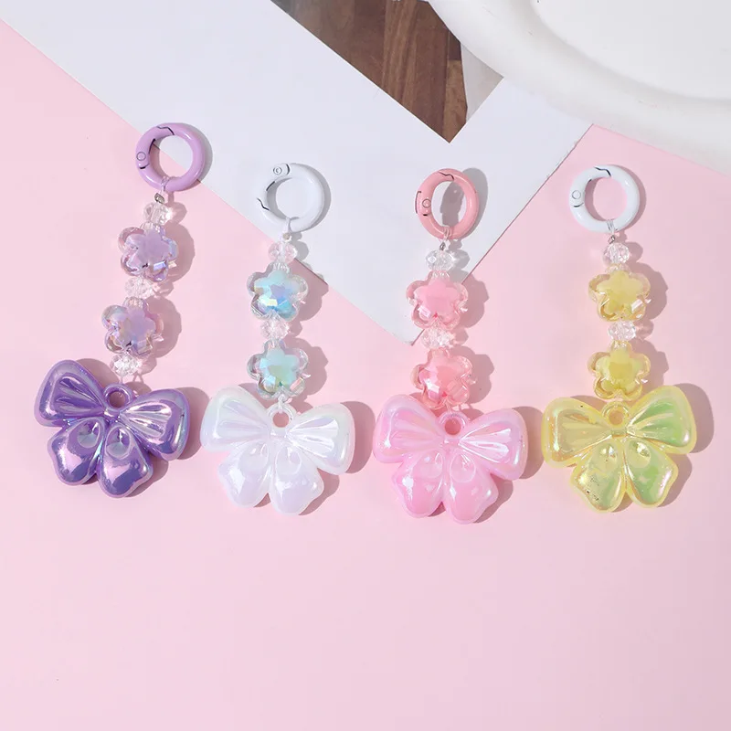 

Цепочка-брелок Женская с пятиконечной звездой и кристаллами