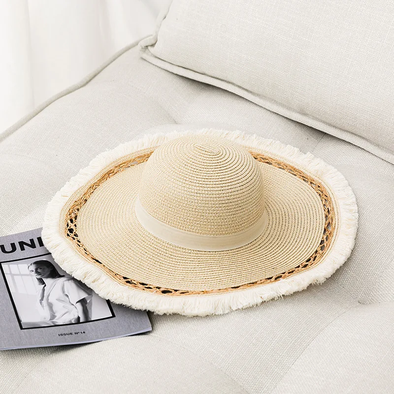 

Straw Hat Female Small Pure And Fresh And Flash Wide Brim flat-topped Topi Seaside Beach Outing Weave A Sun Hat Fashion Elegant