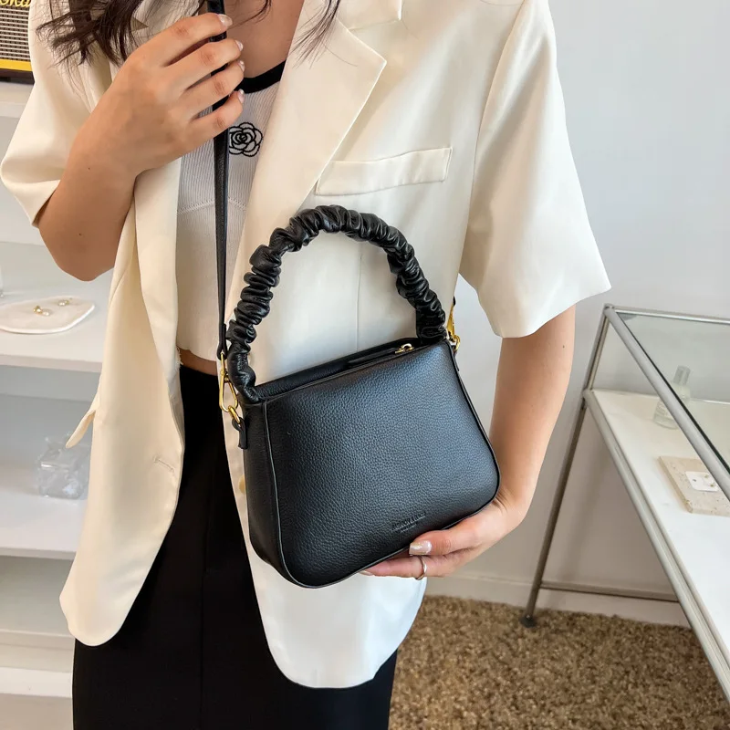 

Простая маленькая квадратная сумка, лето 2022, новая модная Ретро плиссированная сумка на плечо, дизайнерские сумки высокого качества