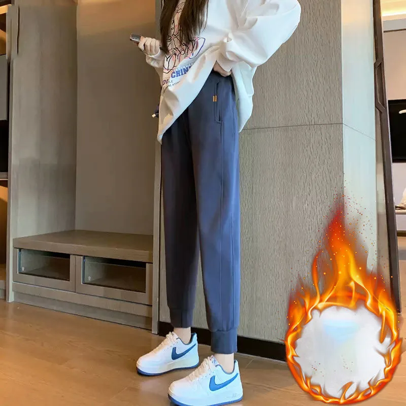 Рисунок 5 - Женские спортивные брюки с эластичным поясом