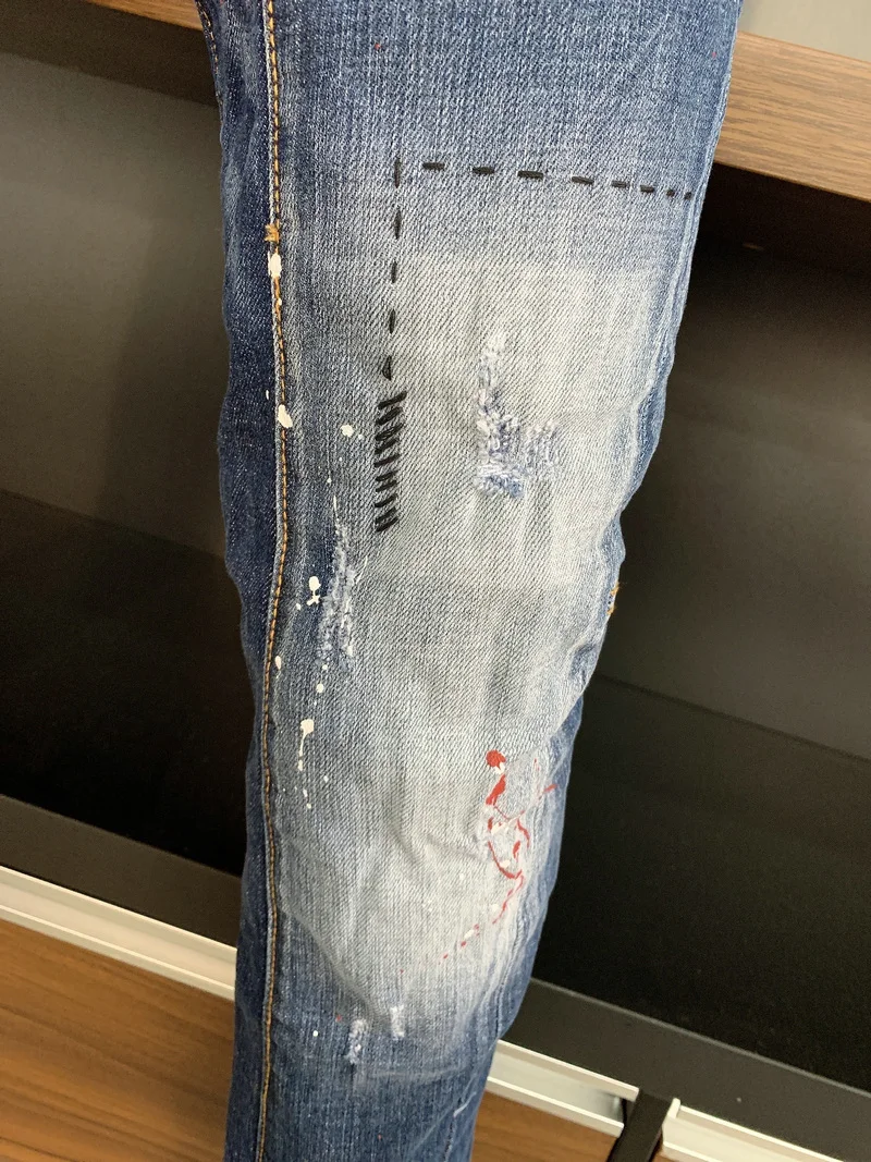 New Men's Dsquared2 Buttons Jeans Ripped For Male Skinny  Pants Men's Denim Trousers Top Quality Slim Jeans A369