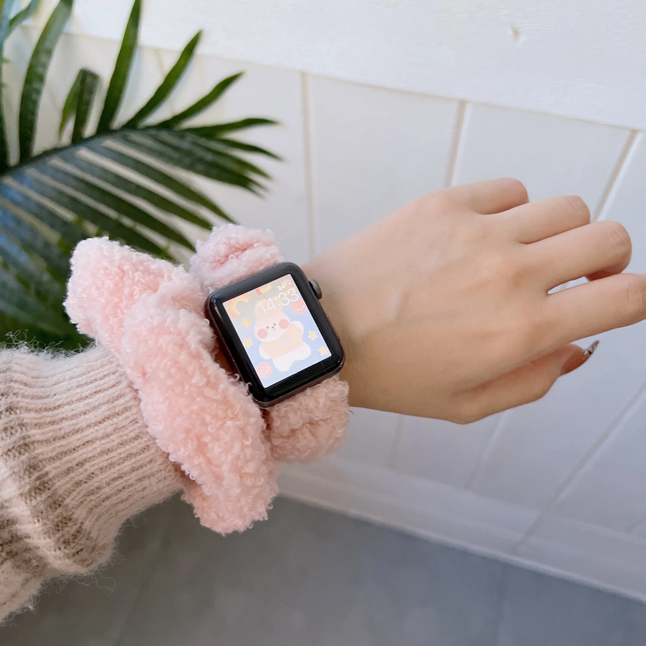 Ремешок плюшевый Женский Для Apple Watch Se7 6 5 4 3 2 1 40 мм 44 удобный браслет для iwatch Correa 38 42