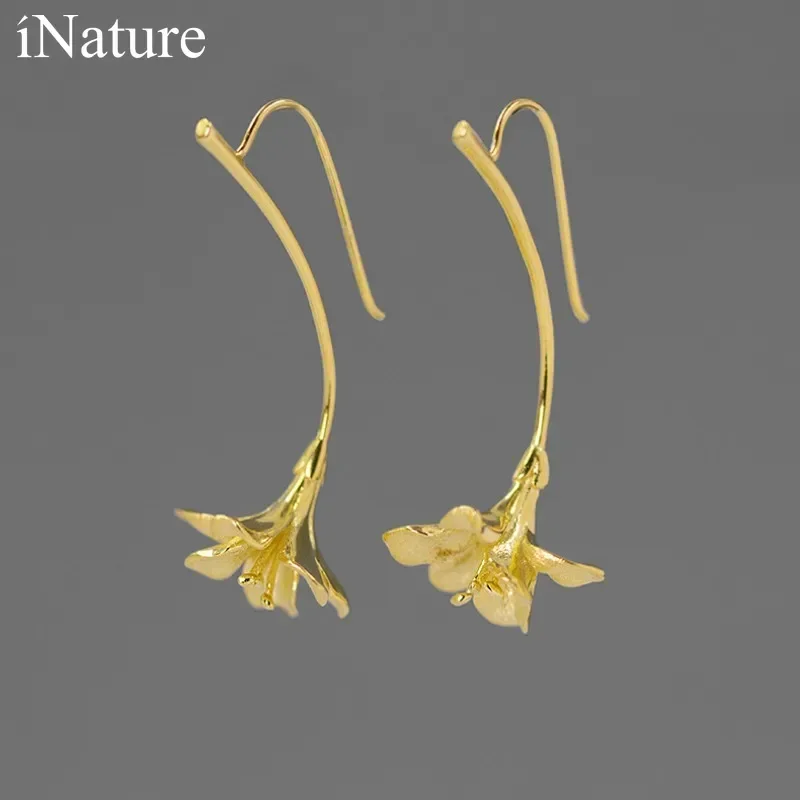 Женские серьги-подвески из серебра 925 пробы с цветком фрезии