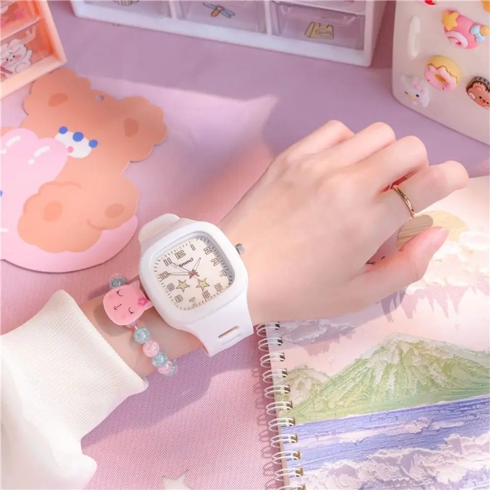 Креативные квадратные наручные часы с силиконовым ремешком многоцветные