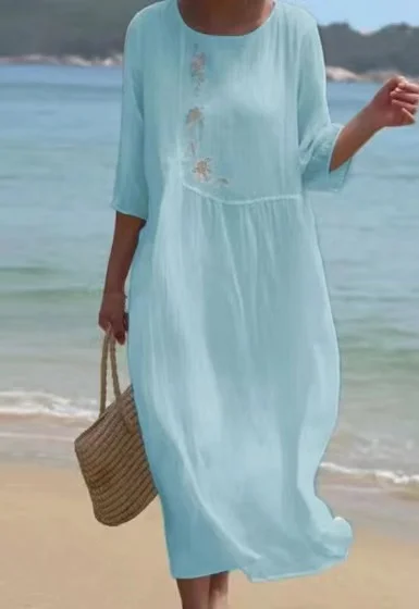 Рисунок 3 - Женское длинное платье с круглым вырезом