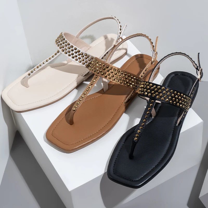 New Women's Flat Sandals Fashion Rivets Design Square Head  Buckle Feet Flip-flops Beach Slippers 2023 New Sandals Woman Shoes