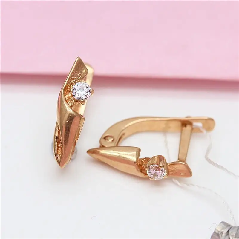 

Russian Purple Gold Earrings Simple Fashion Korean Classic Inlaid Zircon Craft Rose Gold Ear Clips Earring Ladies Fashion