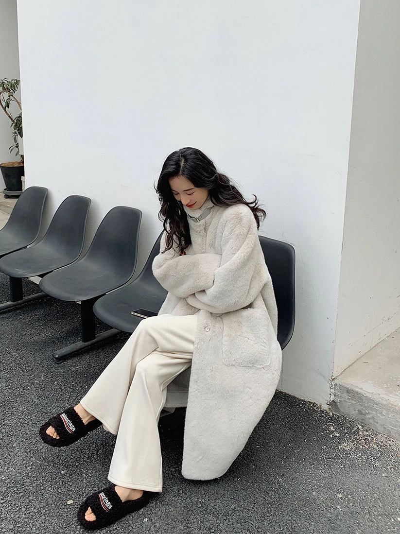 Environmentally friendly fur, fur in winter, medium long, thickened mink down, knee length, lazy wind, fur coat, female