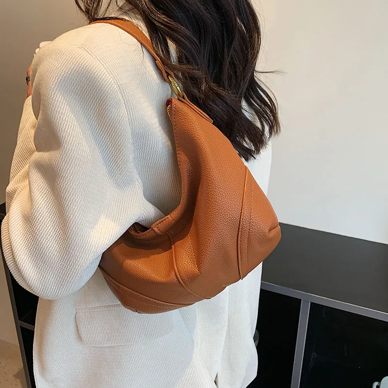 2023 Trendy Shoulder Side Bags for Women Winter Trend Fashion Simple Soft Leather Crossbody Bag Handbags and Purses High Quality