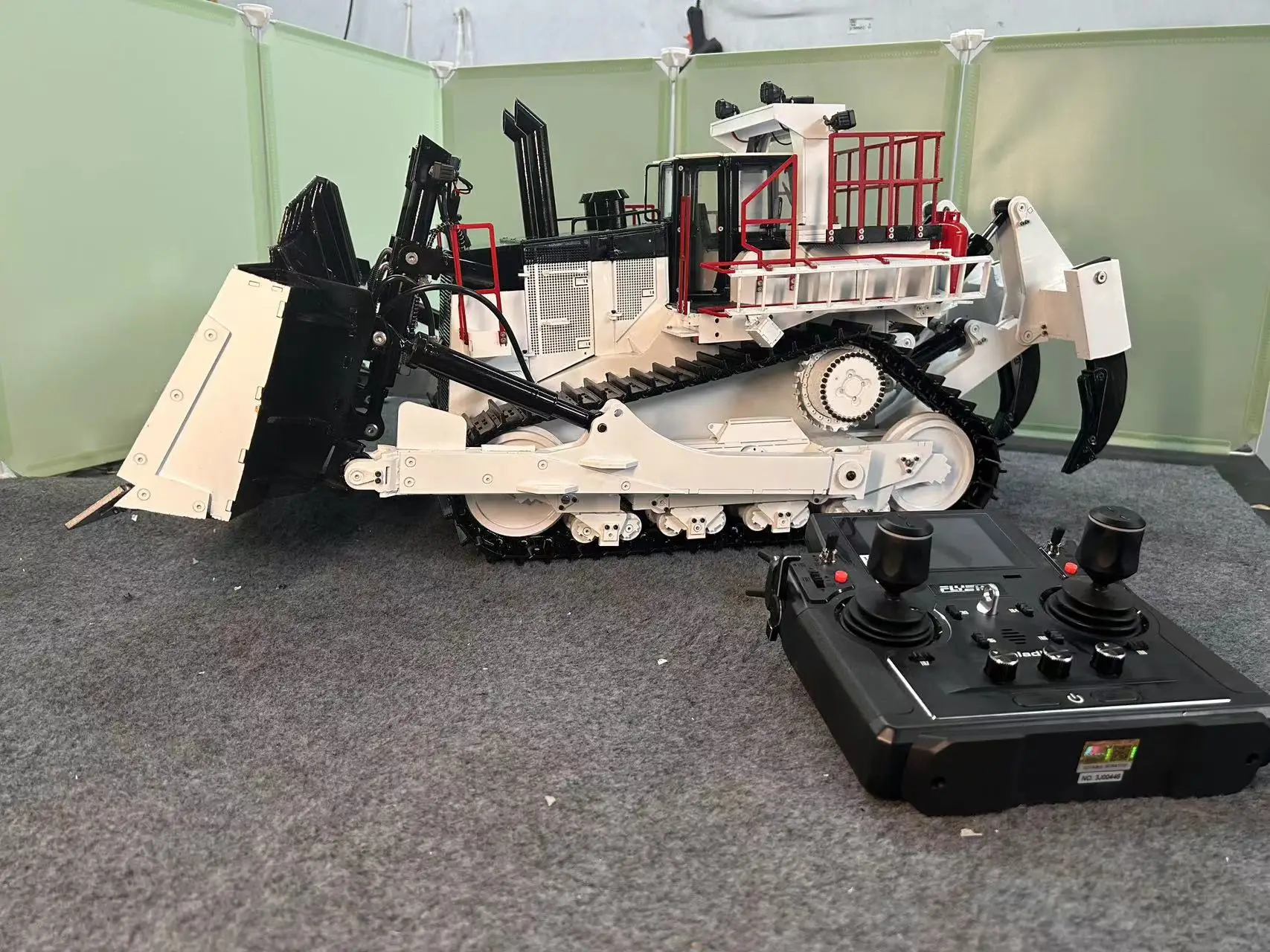 1/14 г. D11T гидравлический бульдозер с дистанционным управлением PL18EV