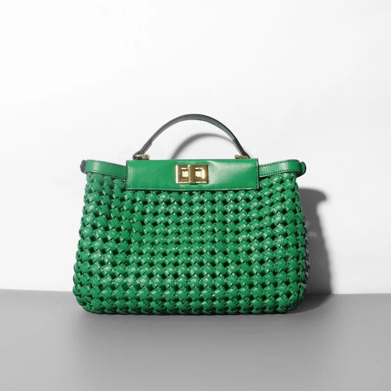

2022 Desiner High Quality Hand Knitting Handbag for Women Hollow Out Female Shoulder Bag Summer Beach Bag Fashion Messenger Bag