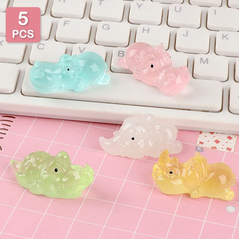 

5PCS Random Luminous Elephant Rhino Crocodile Hippo Resin Toy Colorful Cartoon DIY Small Ornaments Accessories Key Chain Pendant