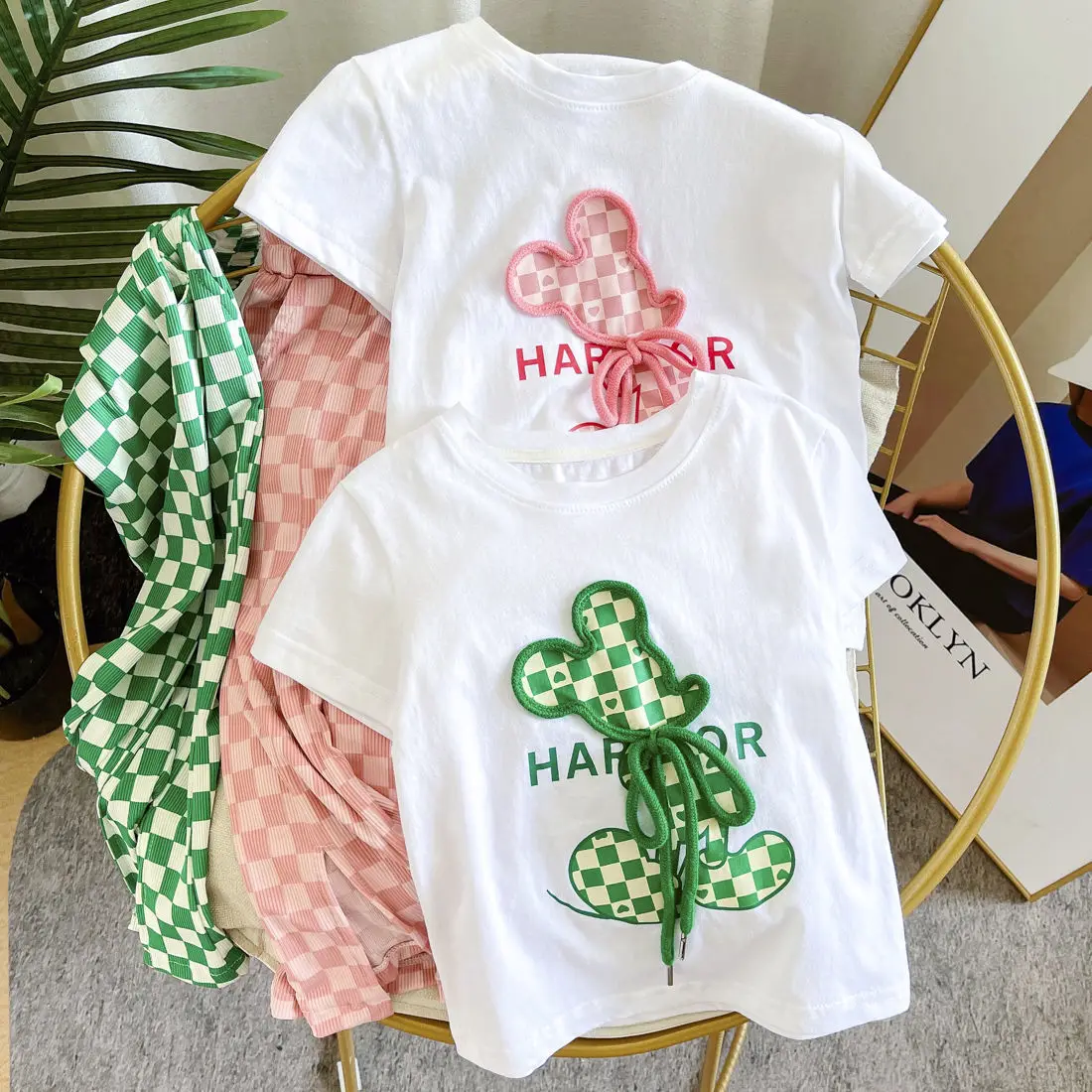 Girls' Suit 2022 New Summer Fashionable Cartoon Cotton Short-Sleeved T-shirt Ice Silk Wide-Leg Pants Two-Piece Set