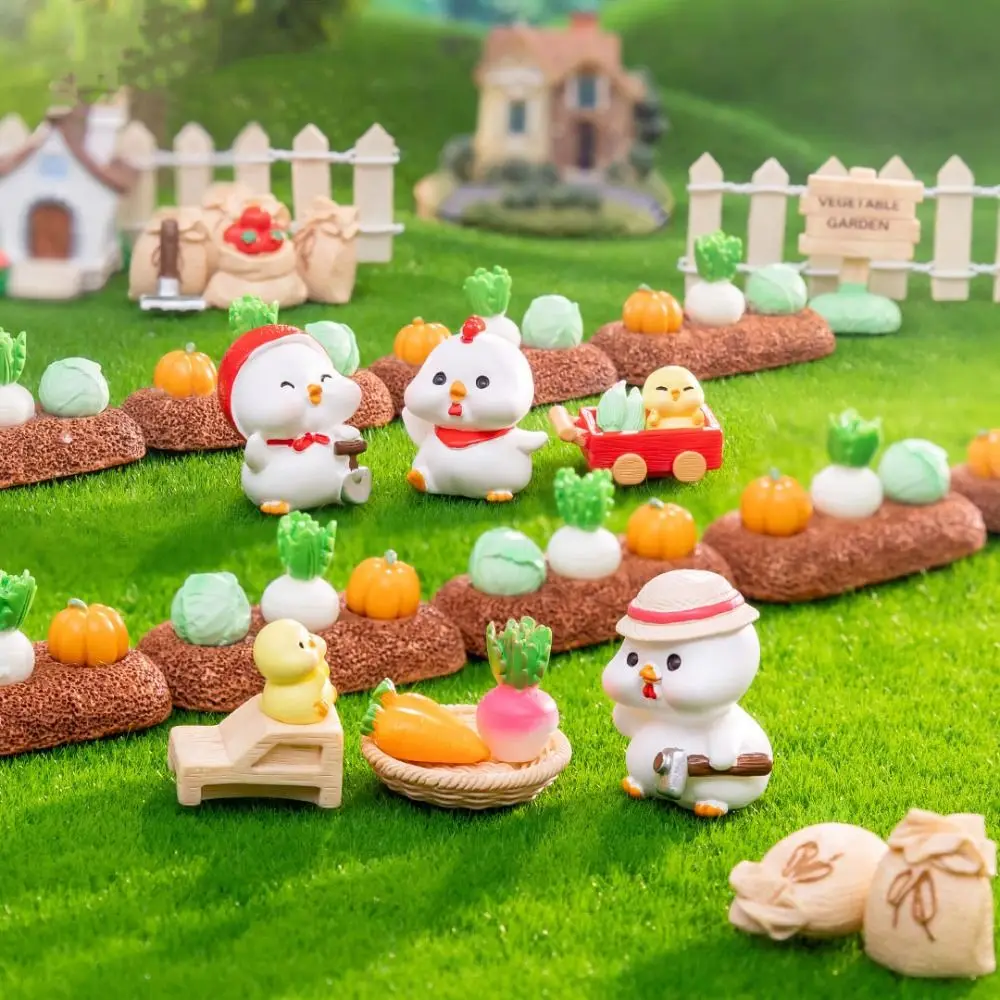 Мини-фигурки курицы из мультфильма подарок миниатюрная статуя животного желтой