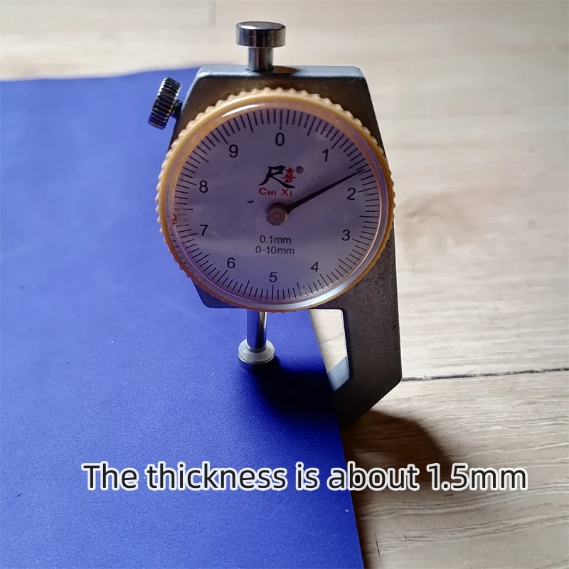 Синяя матовая воловья кожа толщиной 1 5 мм. Кожа первого слоя. Натуральная кожаная