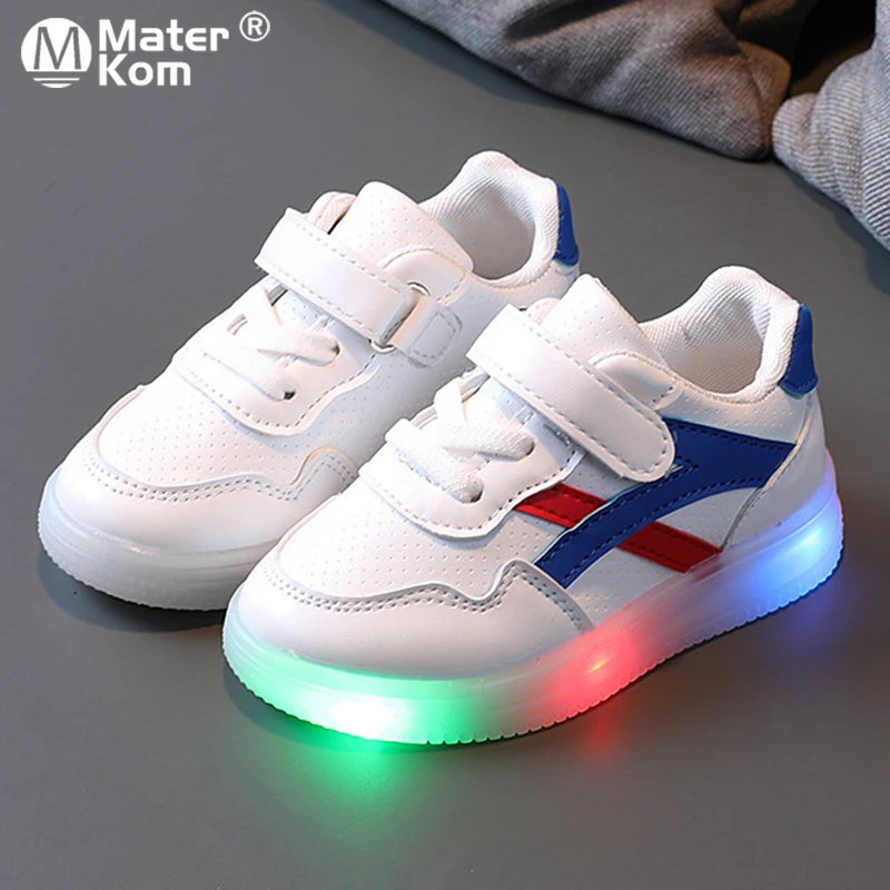 

Size 21-30 Children Luminous Sneakers Boys Glowing Casual Shoes Girls Anti-slippery Sneakers Baby LED Shoes with Light Up Sole