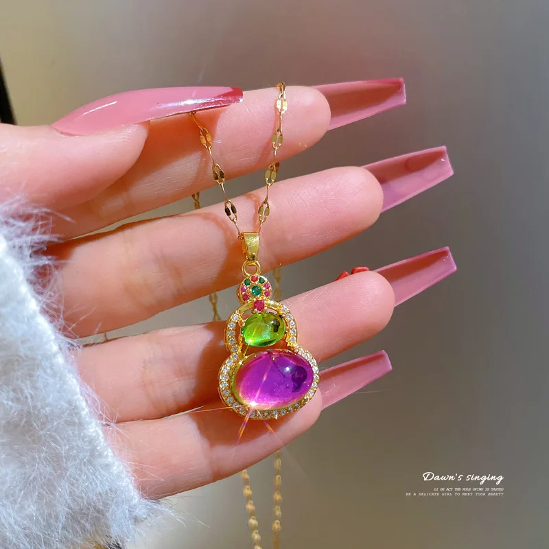 Фото Ожерелье из титановой стали с фиолетовым опалом инкрустированное бриллиантом