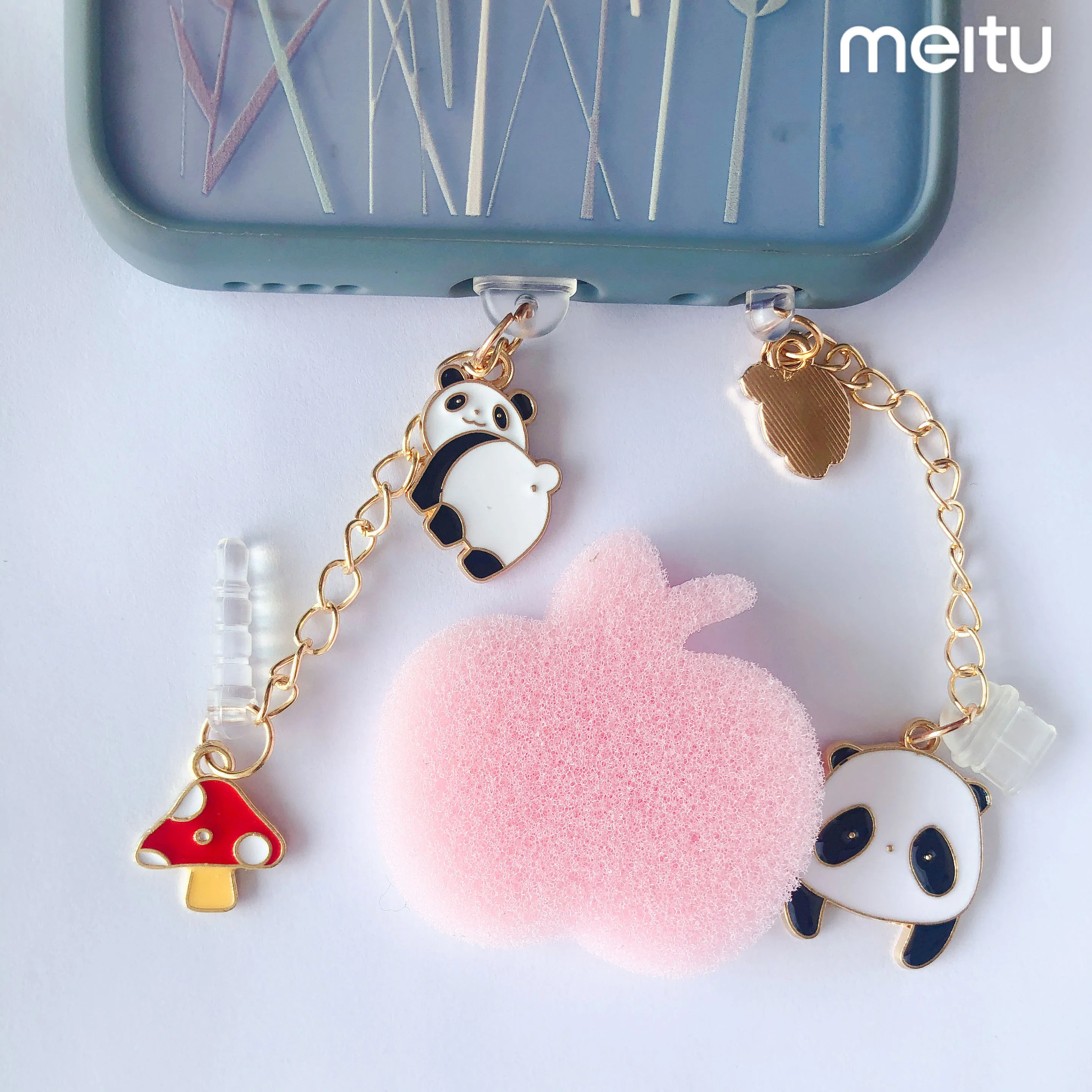 

2pcs type-C cute panda mobile phone dust plug metal pattern phone exquisite accessories suitable for ipone13pro Xiaomi Huawei