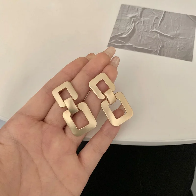 Серьги-клипсы женские в корейском ретро-стиле, матовые, золотистые, серебристые, квадратные геометрические серьги-клипсы, элегантные клипсы для пирсинга