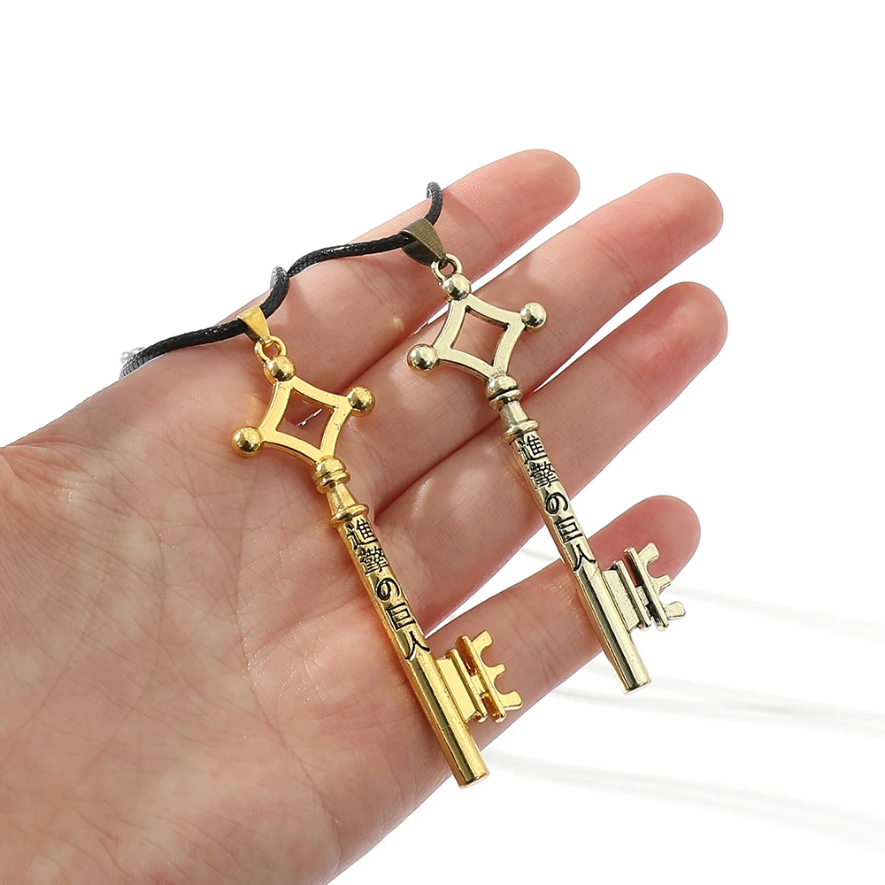 

Anime Attack On Titan Eren Key Shingeki No Kyojin Necklace Vintage Rope Chain Pendant Necklace For Men Women Cosplay Jewelry