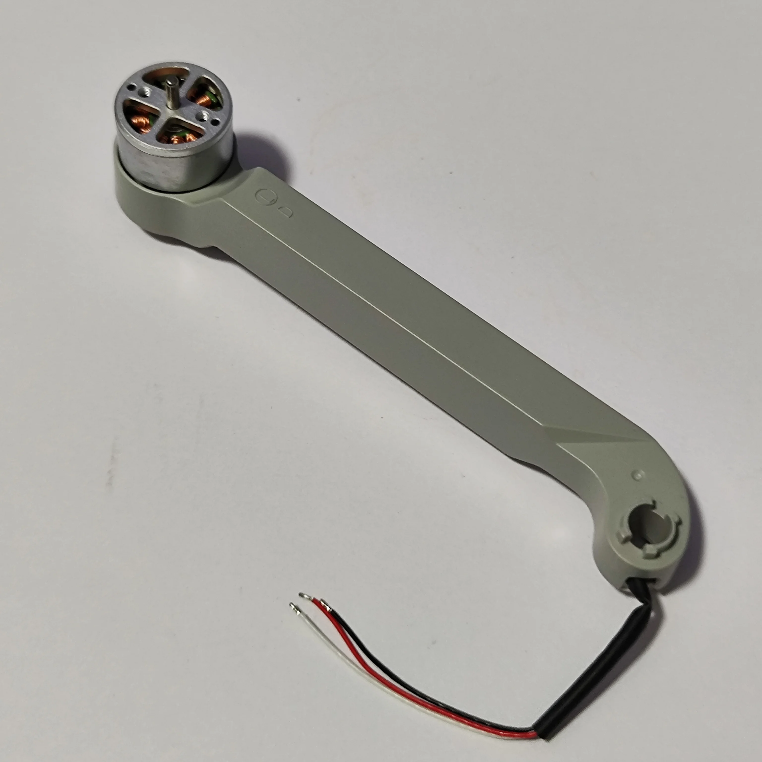 Задний кронштейн D бесщеточного двигателя для GPS-дрона KF102 складной четырехосевой