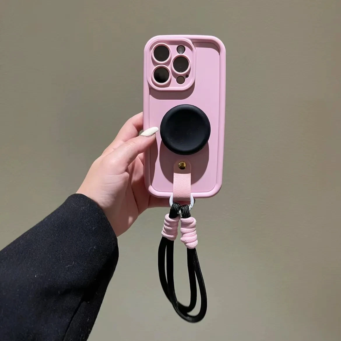 Ремешок на запястье подставка держатель для телефона силиконовый чехол Iphone 15 14 13