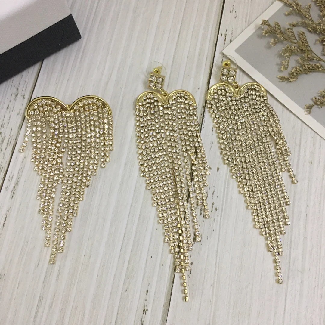 

European and American popular love tassel earrings, brooches
