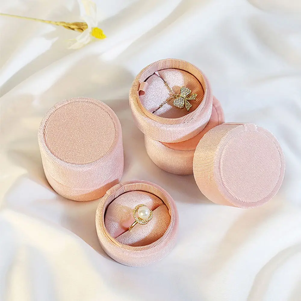 

Винтажная бархатная Розовая Круглая коробочка для кольца, подвеска, ожерелье, коробки для хранения, Подарочная коробка, упаковка для ювелир...