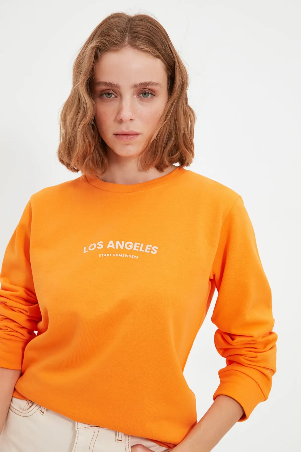 

Trendyol 100 Organic Cotton Printed Basic Knitted Sweatshirt TWOAW22SW0784
