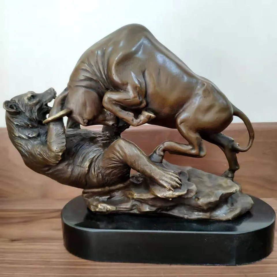 

Creative Wall Street Charging Bull and Bear VS Fighting Statue Bronze Sculpture Stock Market Animal Figurine Art Office Decor