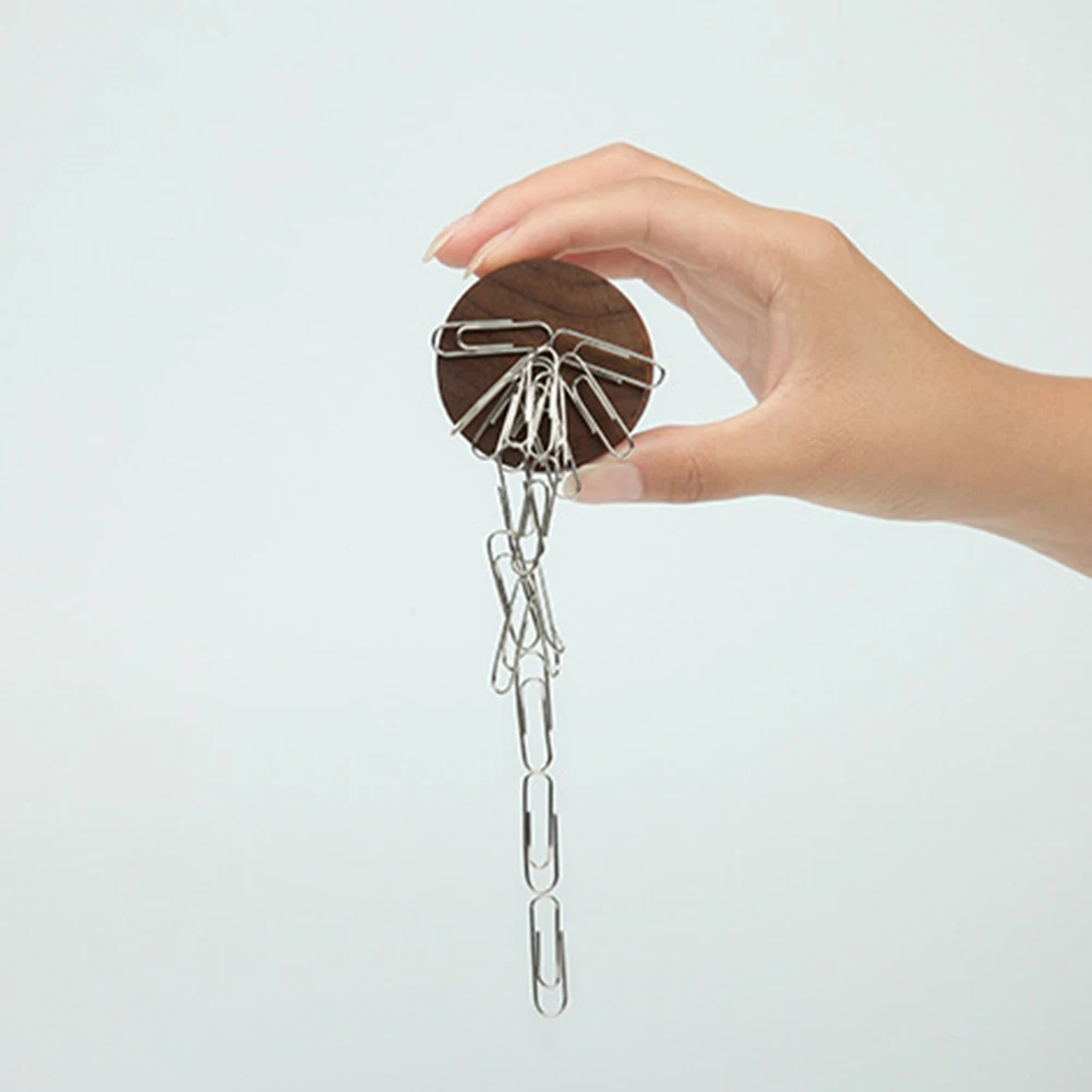 Рисунок 6 - Деревянные настенные крючки для украшения стен